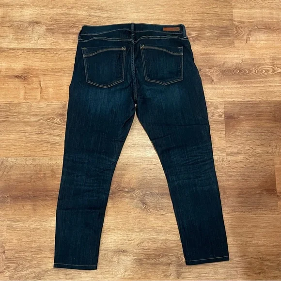 Express Mid Rise Jeans - Picture 2 of 5
